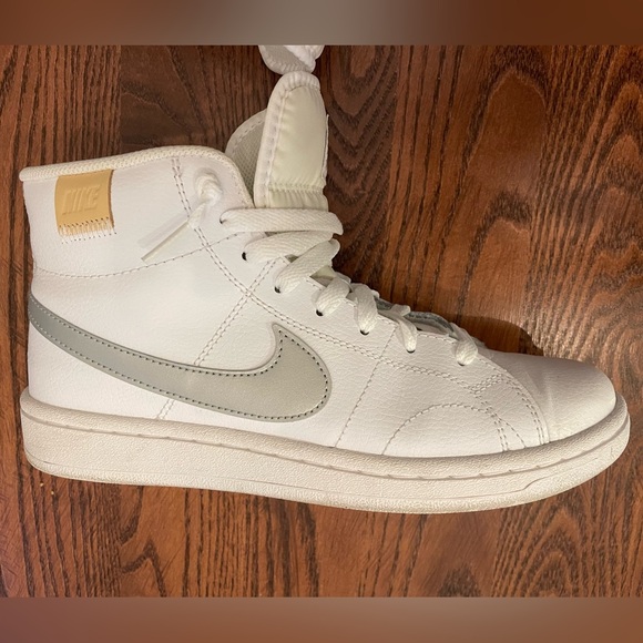 Nike Women’s Royale Court 2 high top sneakers - Picture 7 of 15